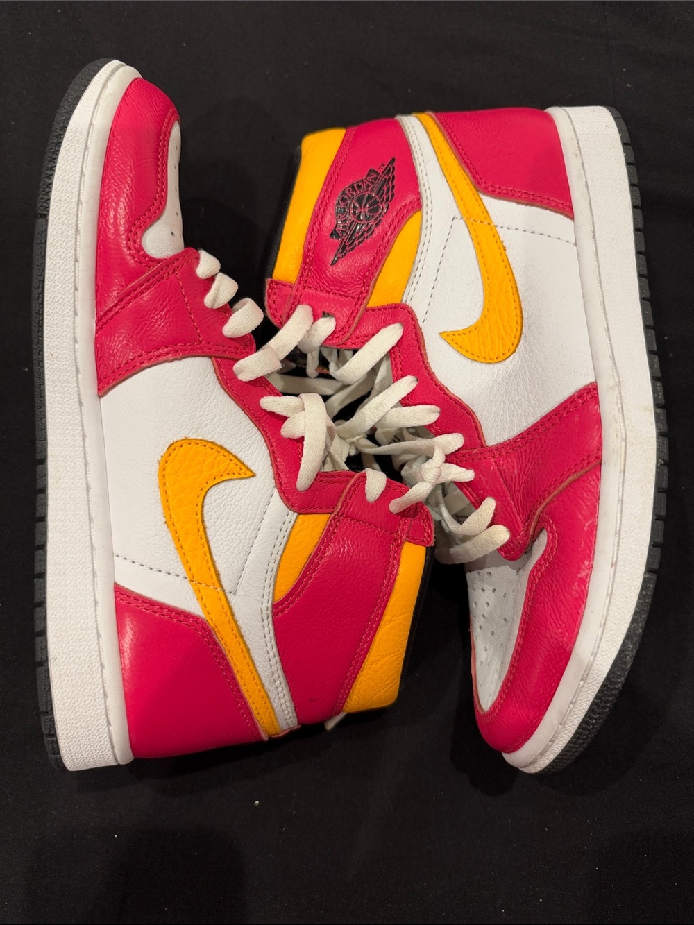 Nike Kids High-Top Sneakers in Pink, Yellow & White